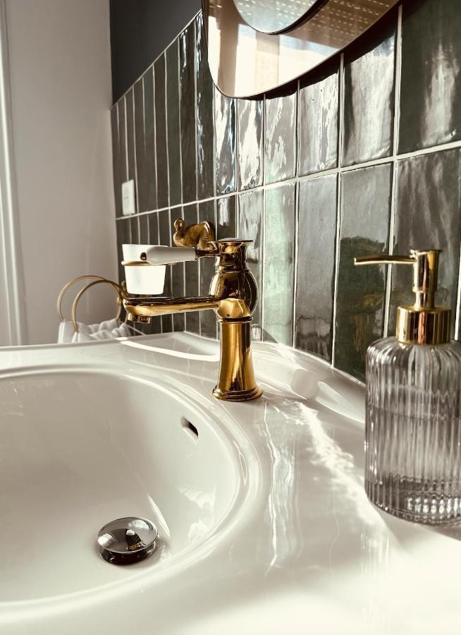 1 Du Celinie Apartment *